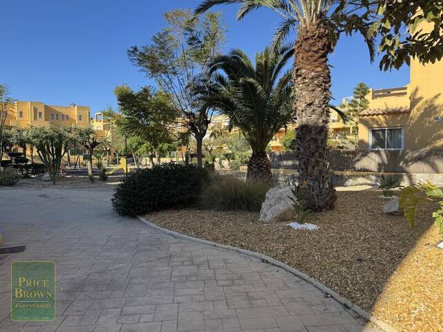 LV876: Villa for Sale in Vera Playa, Almería
