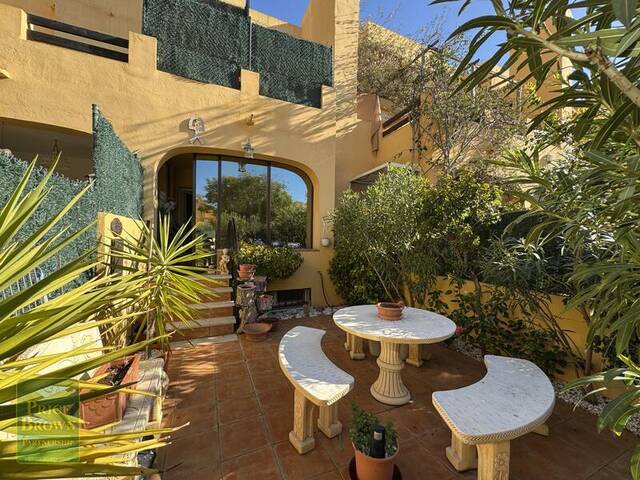 LV876: Villa for Sale in Vera Playa, Almería