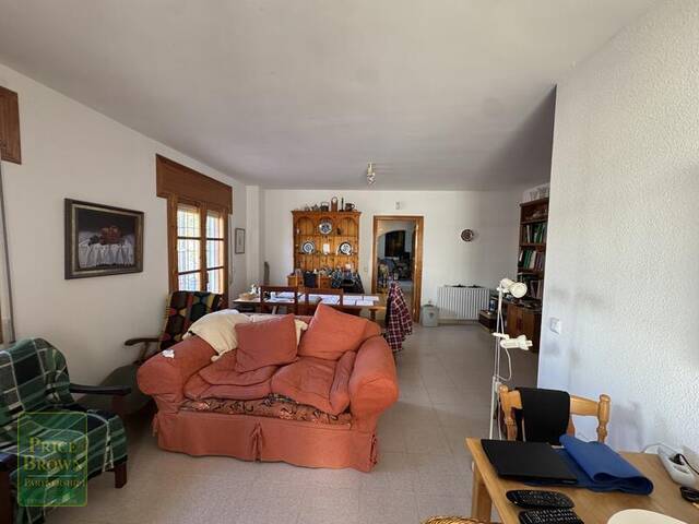 DV1607: Cortijo for Sale in Aljariz, Almería DV1607: Cortijo for Sale in Aljariz, Almería