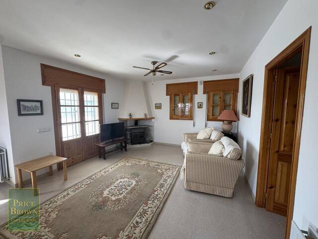 DV1607: Cortijo for Sale in Aljariz, Almería DV1607: Cortijo for Sale in Aljariz, Almería