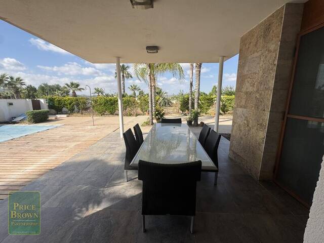 DV1613: Villa for Sale in Huercal-Overa, Almería