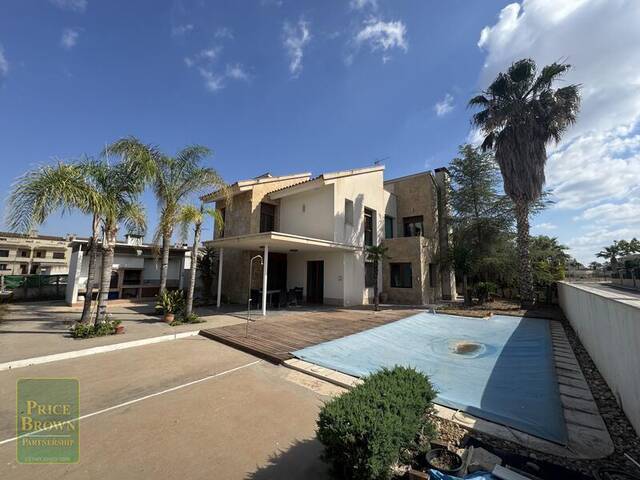DV1613: Villa for Sale in Huercal-Overa, Almería