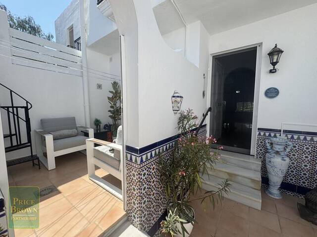 LV880: Villa for Sale in Mojácar, Almería