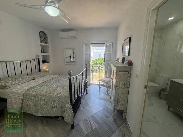 LV880: Villa for Sale in Mojácar, Almería