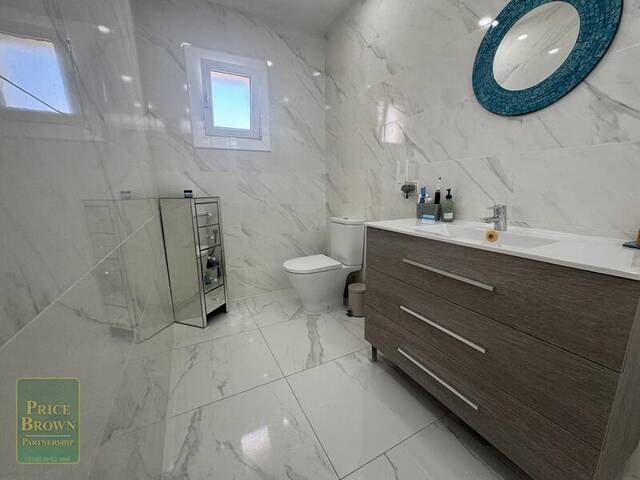 LV880: Villa for Sale in Mojácar, Almería