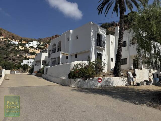 A1562: Apartment for Sale in La Parata (Mojacar), Almería