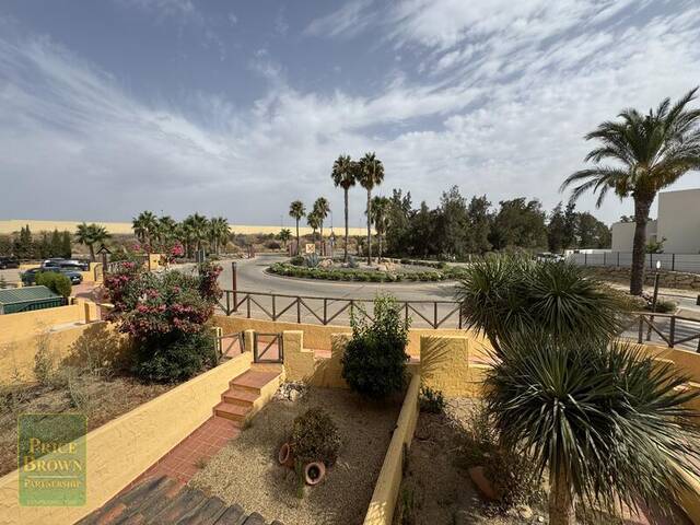 LV882: Villa for Sale in Valle del Este, Almería LV882: Villa for Sale in Valle del Este, Almería