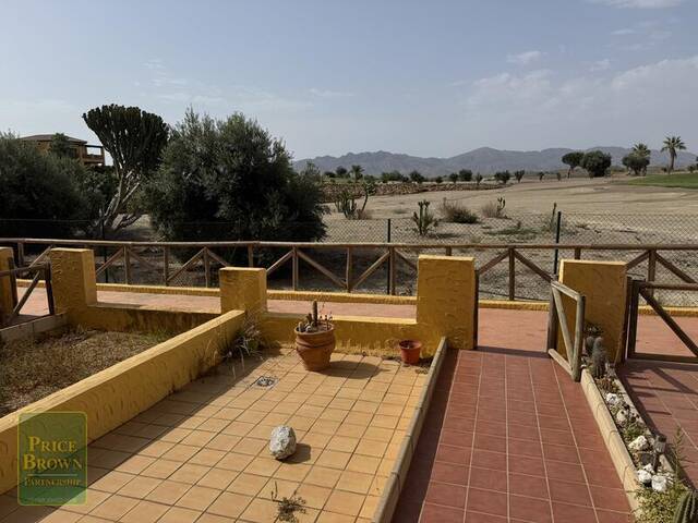 LV882: Villa for Sale in Valle del Este, Almería LV882: Villa for Sale in Valle del Este, Almería