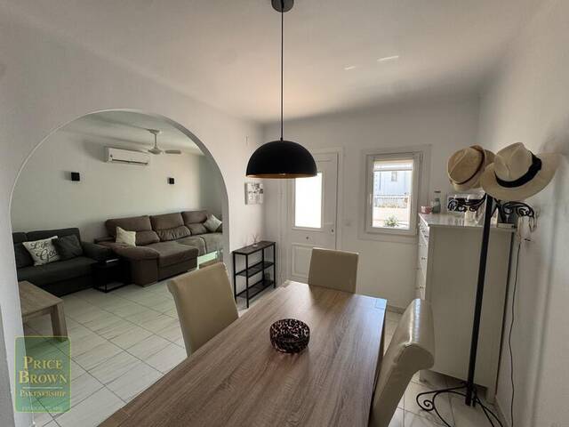 LV883: Villa for Sale in Mojácar, Almería