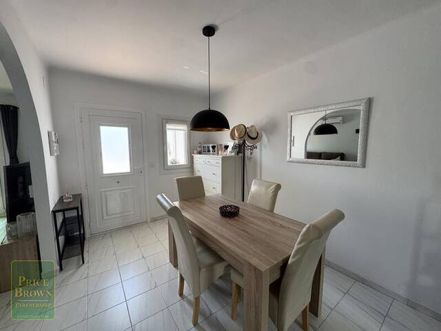 LV883: Villa for Sale in Mojácar, Almería