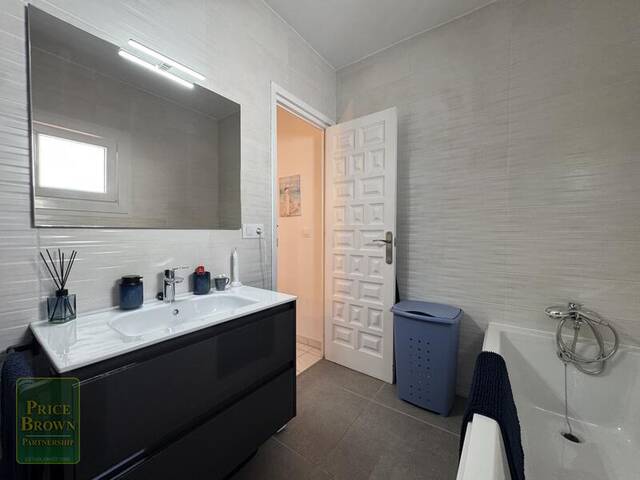 LV883: Villa for Sale in Mojácar, Almería