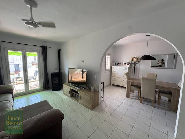 LV883: Villa for Sale in Mojácar, Almería