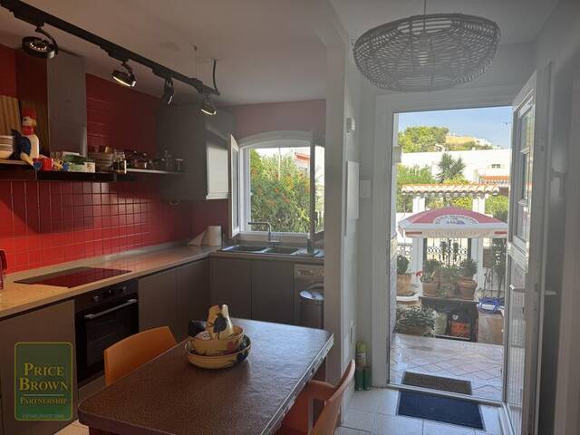 LV853: Villa for Sale in Mojácar, Almería
