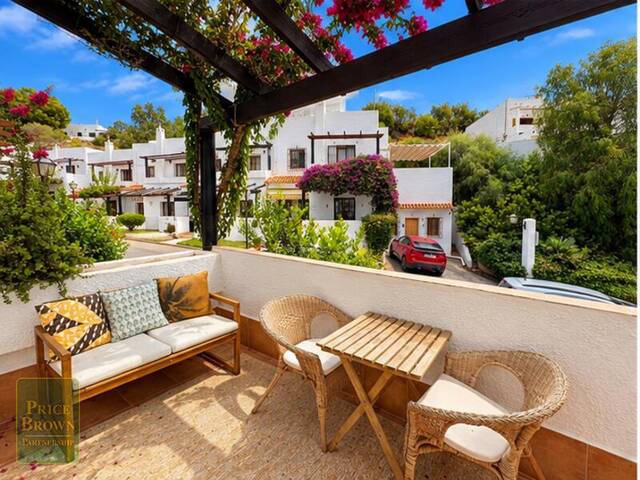 LV884: Villa for Sale in Mojácar, Almería LV884: Villa for Sale in Mojácar, Almería