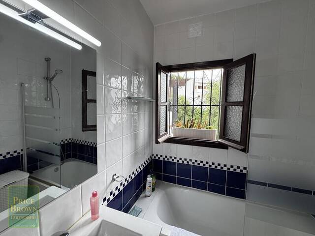 LV884: Villa for Sale in Mojácar, Almería LV884: Villa for Sale in Mojácar, Almería