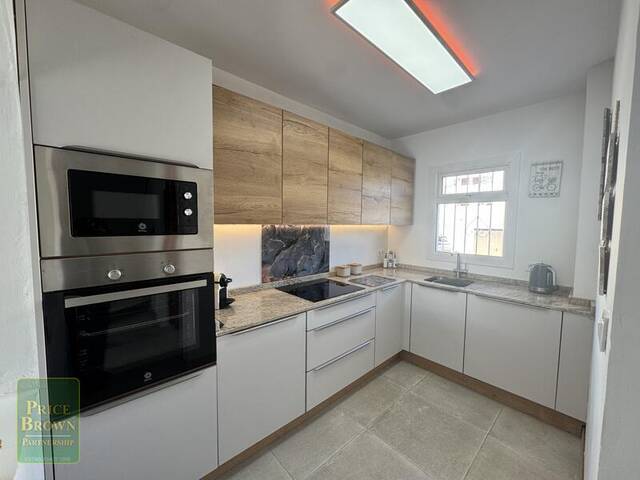 LV886: Villa for Sale in Mojácar, Almería