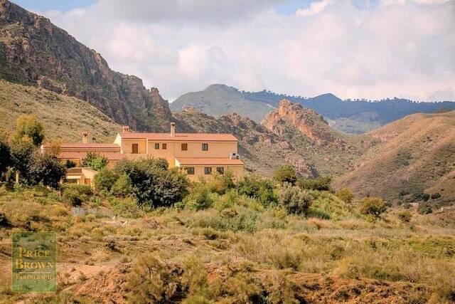 PBOL1596: Villa for Sale in Turre, Almería PBOL1596: Villa for Sale in Turre, Almería
