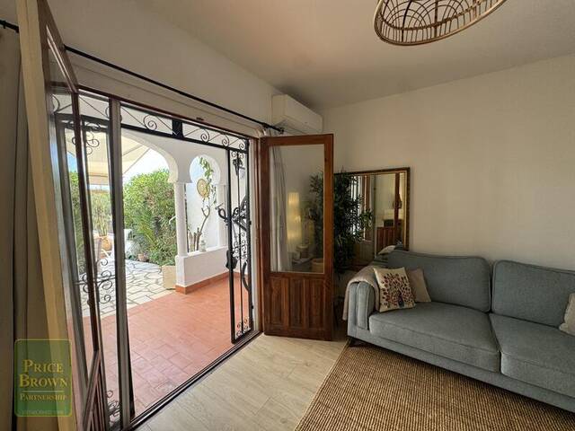 LV879: Villa for Sale in Mojácar, Almería LV879: Villa for Sale in Mojácar, Almería