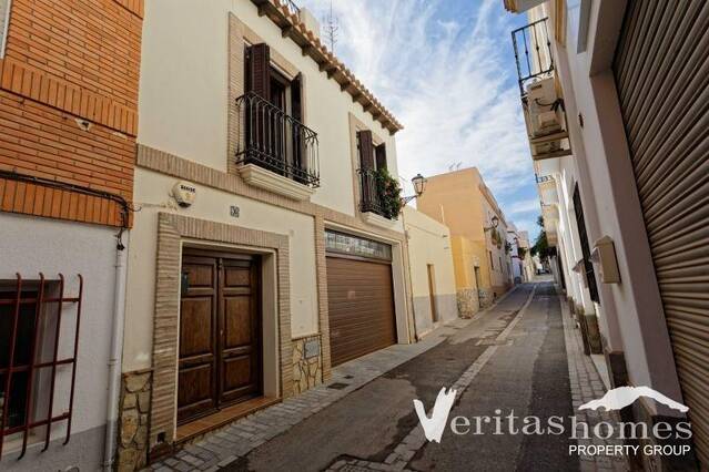 Town house in Vera, Almería