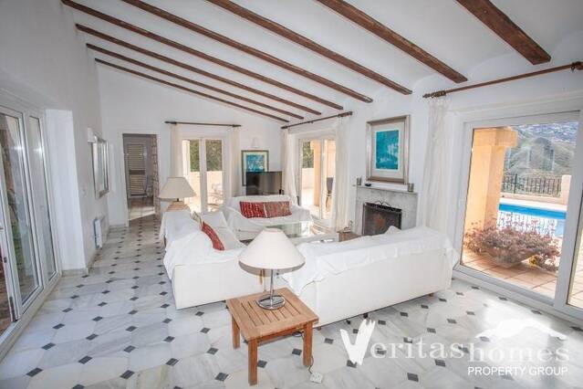 VHVL 1989: Villa for Sale in Turre, Almería