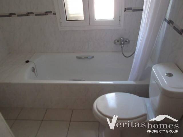 VHTH 2826: Town house for Sale in Aguadulce, Almería