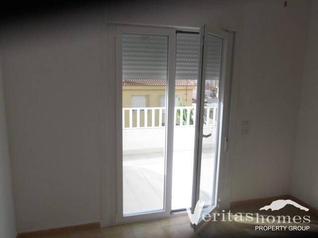 VHTH 2826: Town house for Sale in Aguadulce, Almería