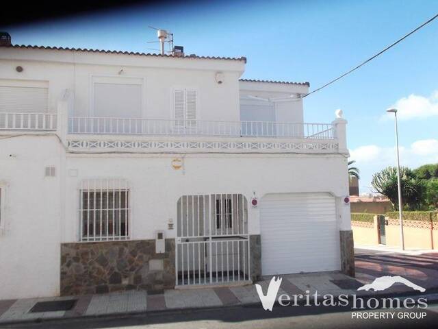 VHTH 2826: Town house for Sale in Aguadulce, Almería