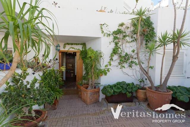 VHVL 2847: Villa for Sale in Mojácar Playa, Almeria