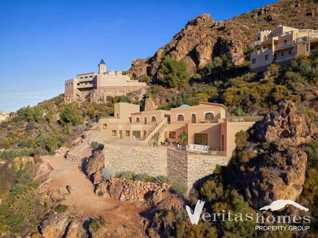 Town house in Sierra Cabrera, Almería