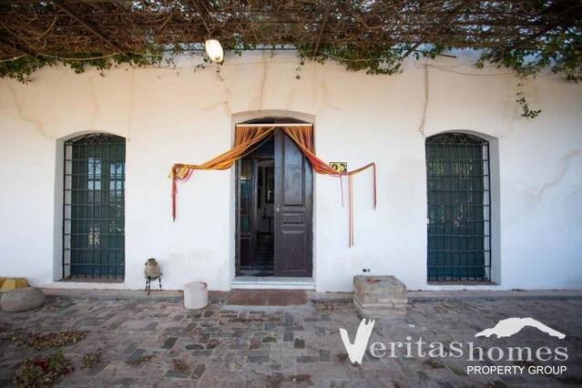 VHVL 2899: Villa for Sale in Mojácar, Almería