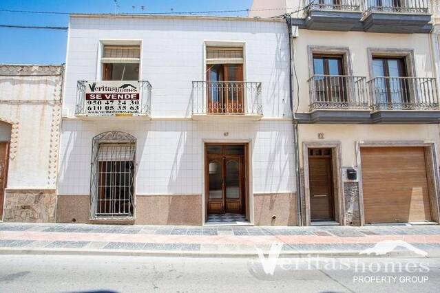 Town house in Vera, Almería