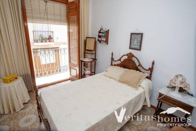 VHTH 2940: Town house for Sale in Vera, Almería