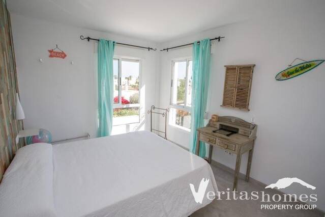 VHVL 2962: Villa for Sale in Puerto Rey, Almería