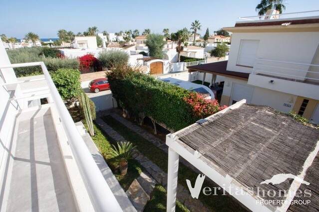 VHVL 2962: Villa for Sale in Puerto Rey, Almería