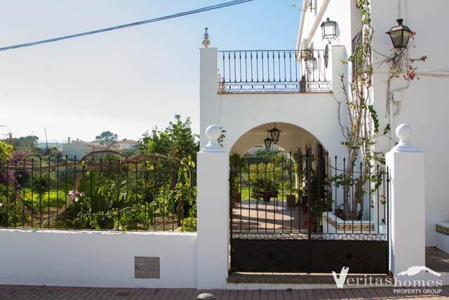 VHVL 1655: Villa for Sale in Los Gallardos, Almería