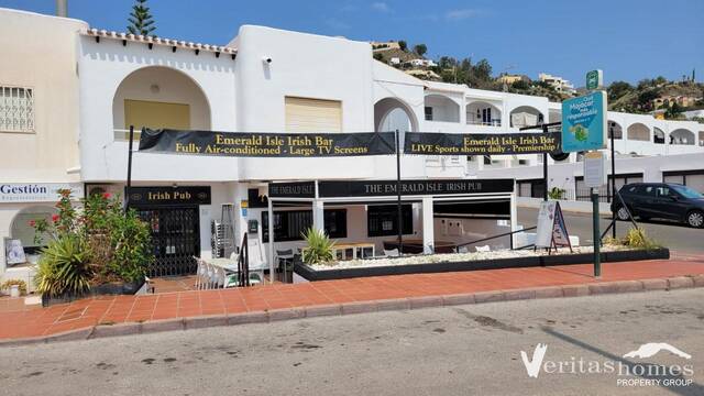 Commercial property in Mojácar Playa, Almeria