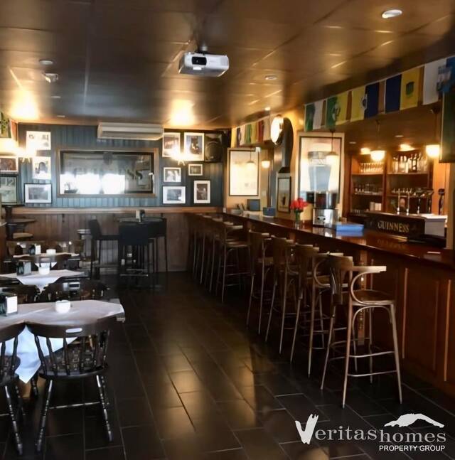 VHCO 2993: Commercial property for Sale in Mojácar Playa, Almeria