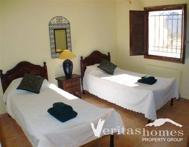 VHVL 1780: Villa for Sale in Turre, Almería