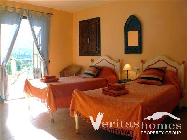 VHVL 1780: Villa for Sale in Turre, Almería