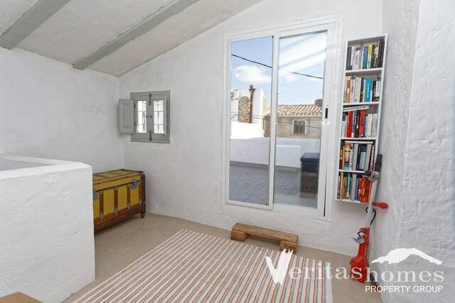 VHVH 3040: Country house for Sale in Lubrin, Almería
