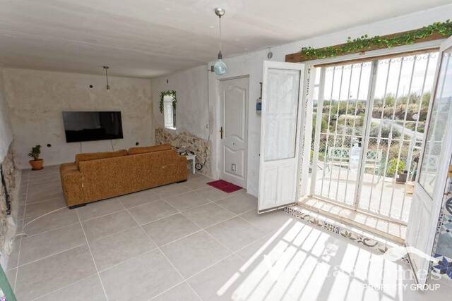 VHVH 3040: Country house for Sale in Lubrin, Almería