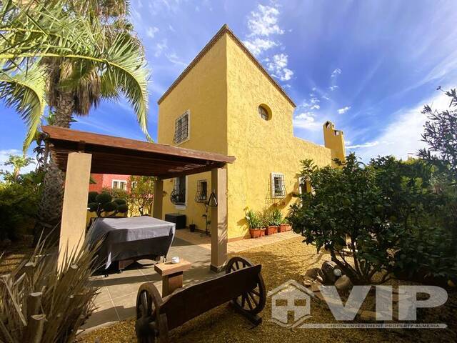 VIP8093: Villa for Sale in Desert Springs, Almería