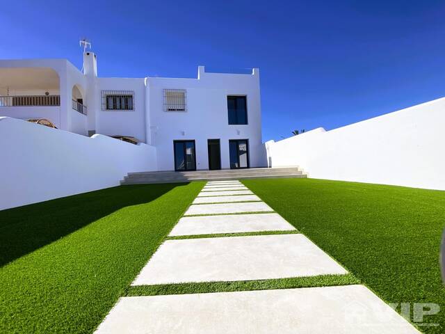 VIP8197: Villa for Sale in Mojácar Playa, Almeria